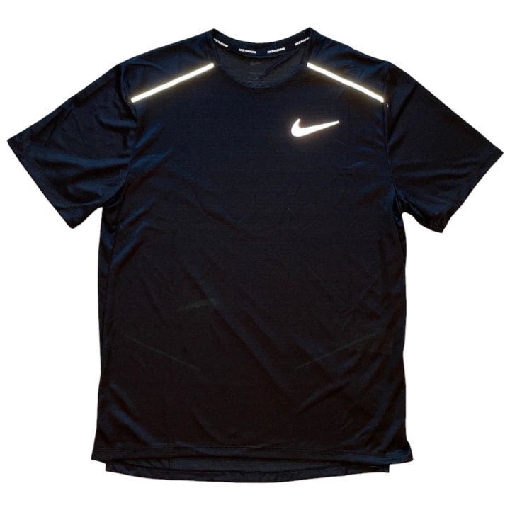 Nike Miler 1.0 Black Top. Front view 